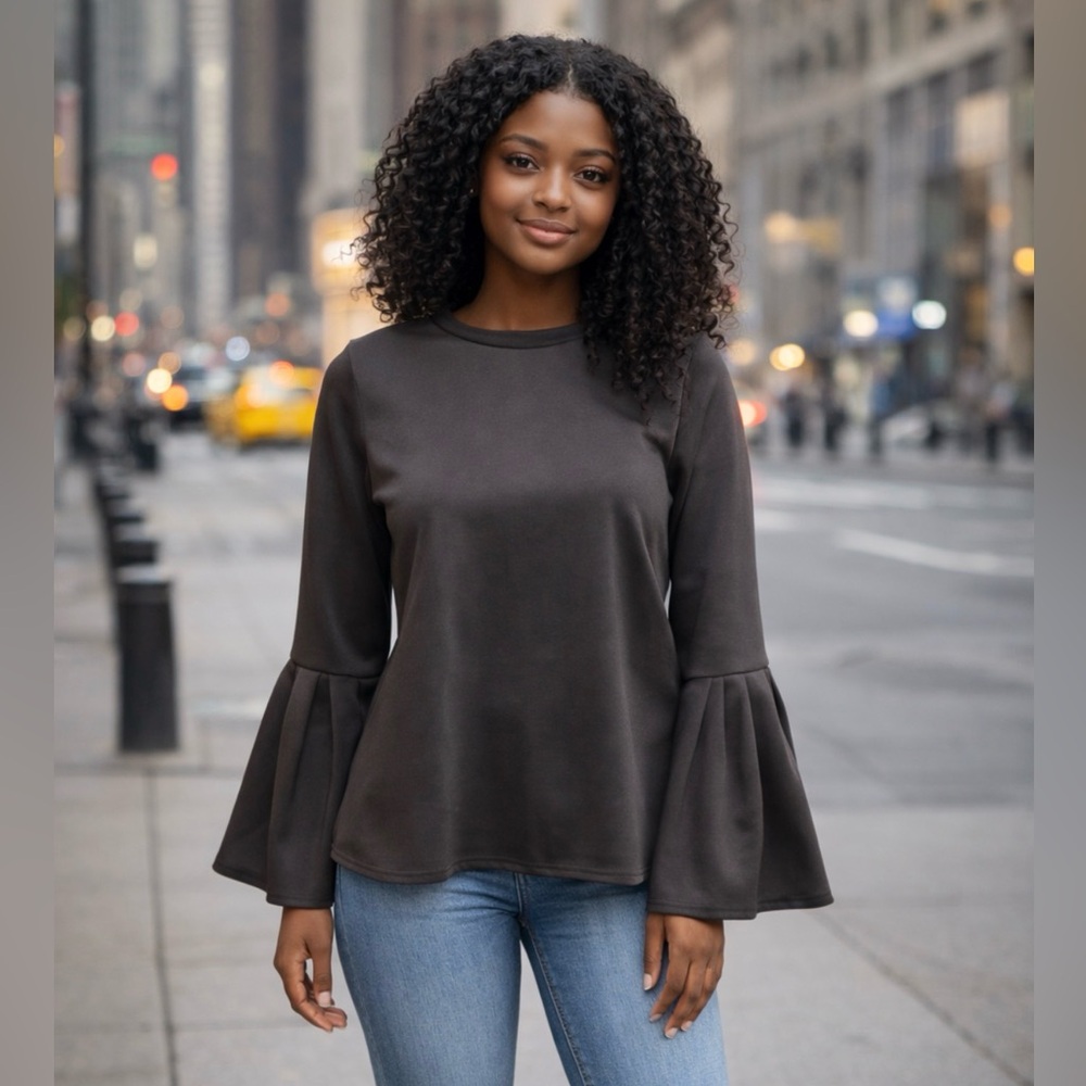 Halogen Black Bell Sleeve Top